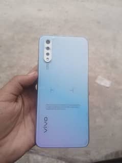 vivo s1