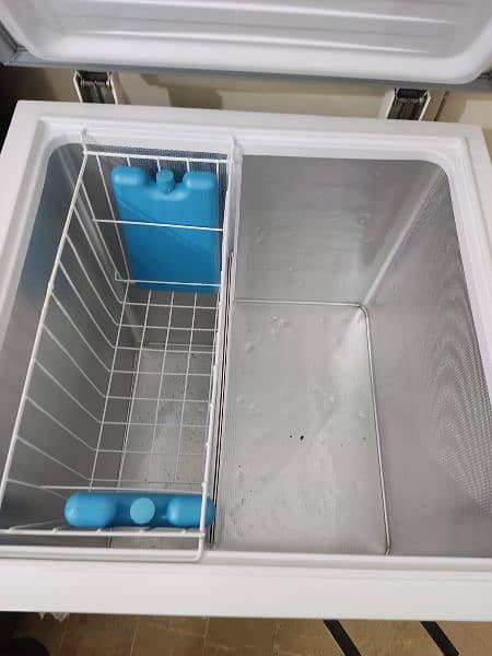 Dawlance single door deep freezer Glass door 1