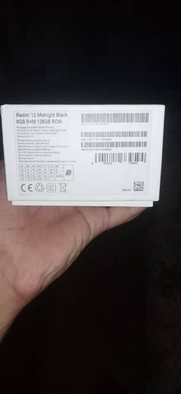 redmi 12, 8 GB ram, 128 GB rom 3