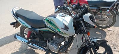 Honda cbf 125