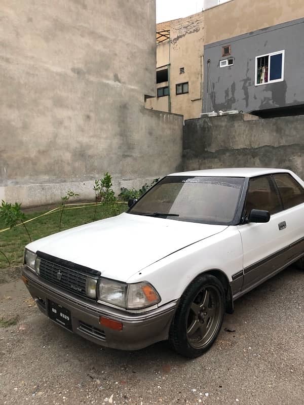 Toyota Crown 1988 8