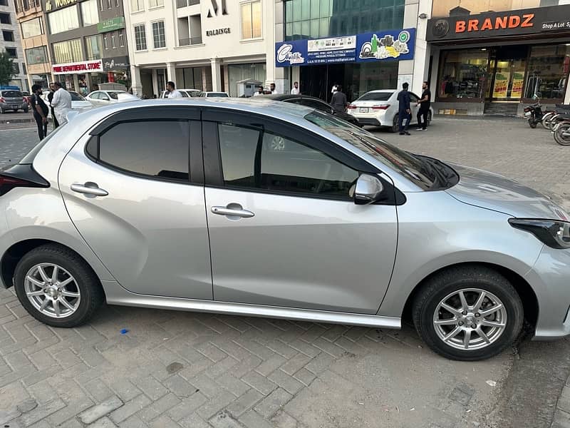 Toyota Yaris hatchback 1.0 X varient 2024 2