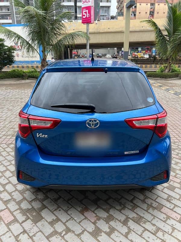 Toyota Vitz 2017 5