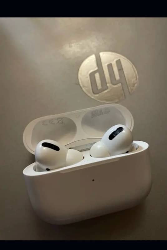 Apple Orignal Airpods Pro 1 generation 0