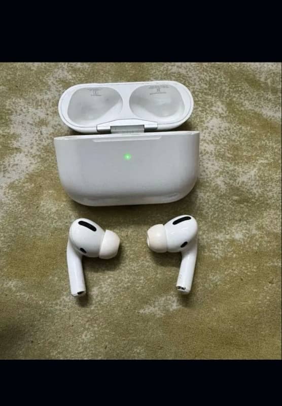 Apple Orignal Airpods Pro 1 generation 1