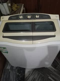 kenwood semi Automatic washing + spiner, 03097324851