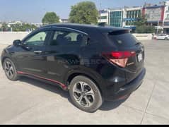 Honda Vezel 2016