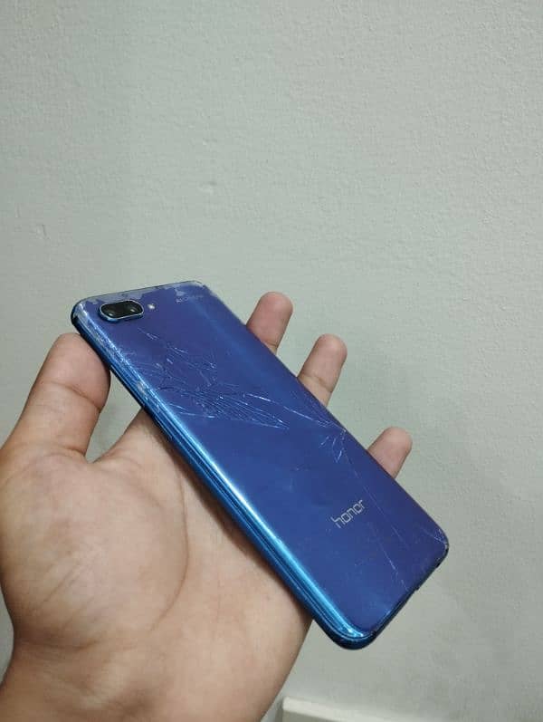 Huawei Honor 10 (4GB, 128GB) 3