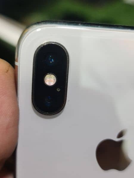 IPhone x 64gb pta approved with box face id fail 5