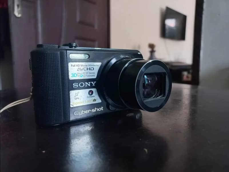 SONY cyber shot DSC HX7V 3