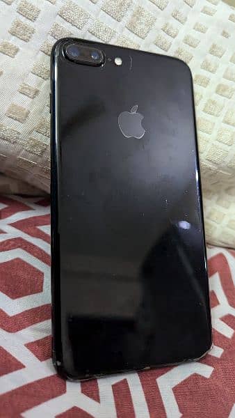 Iphone 7 plus 128GB PTA Approved with Box and charger 2