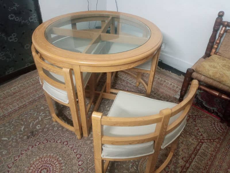 4 seater Space Saving Dining Table 1