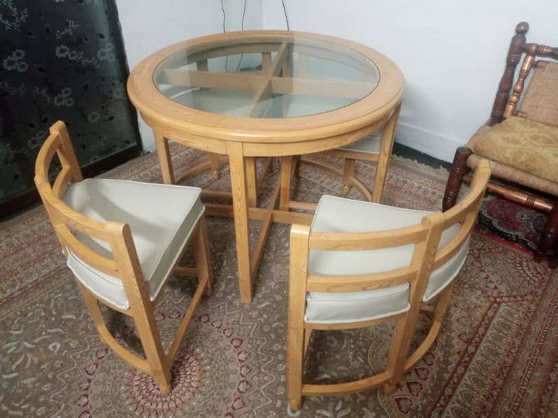 4 seater Space Saving Dining Table 2