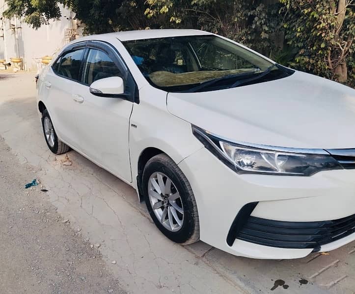 Toyota Corolla XLI 2017 Facelifted to new model 3