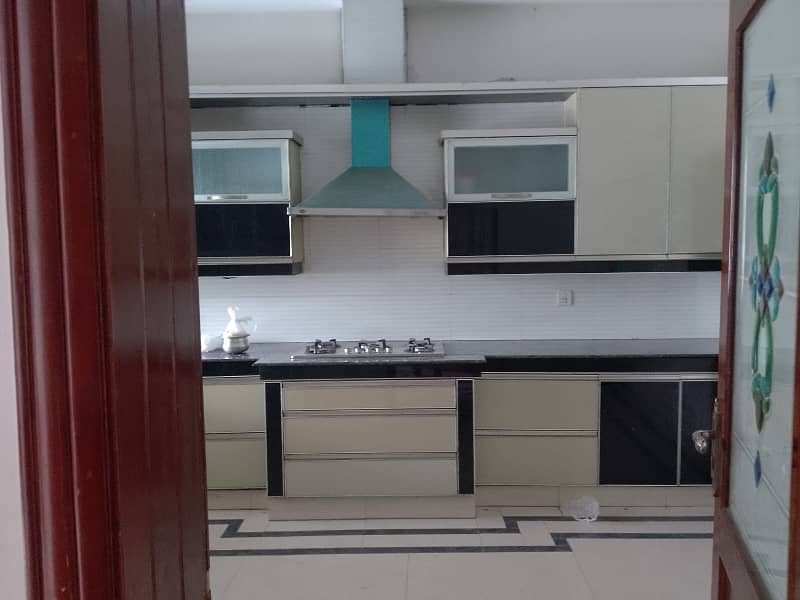 1 KANAL TILED VIP HOUSE FOR RENT IN JOHAR TOWN NEAR LDA OFFICE JOHAR TOWN LAHORE 1