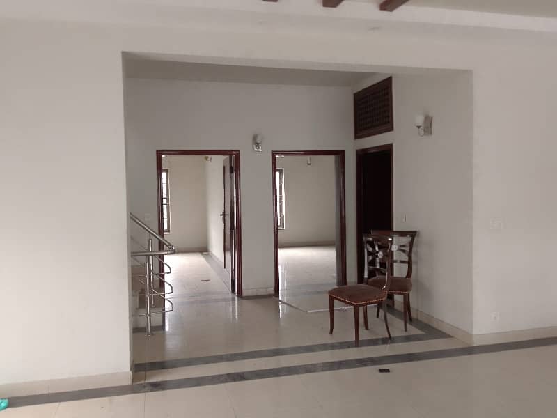 1 KANAL TILED VIP HOUSE FOR RENT IN JOHAR TOWN NEAR LDA OFFICE JOHAR TOWN LAHORE 17