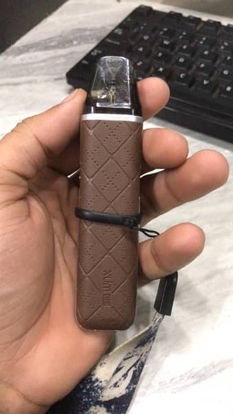 Oxva xlim pod vape leather colour 1