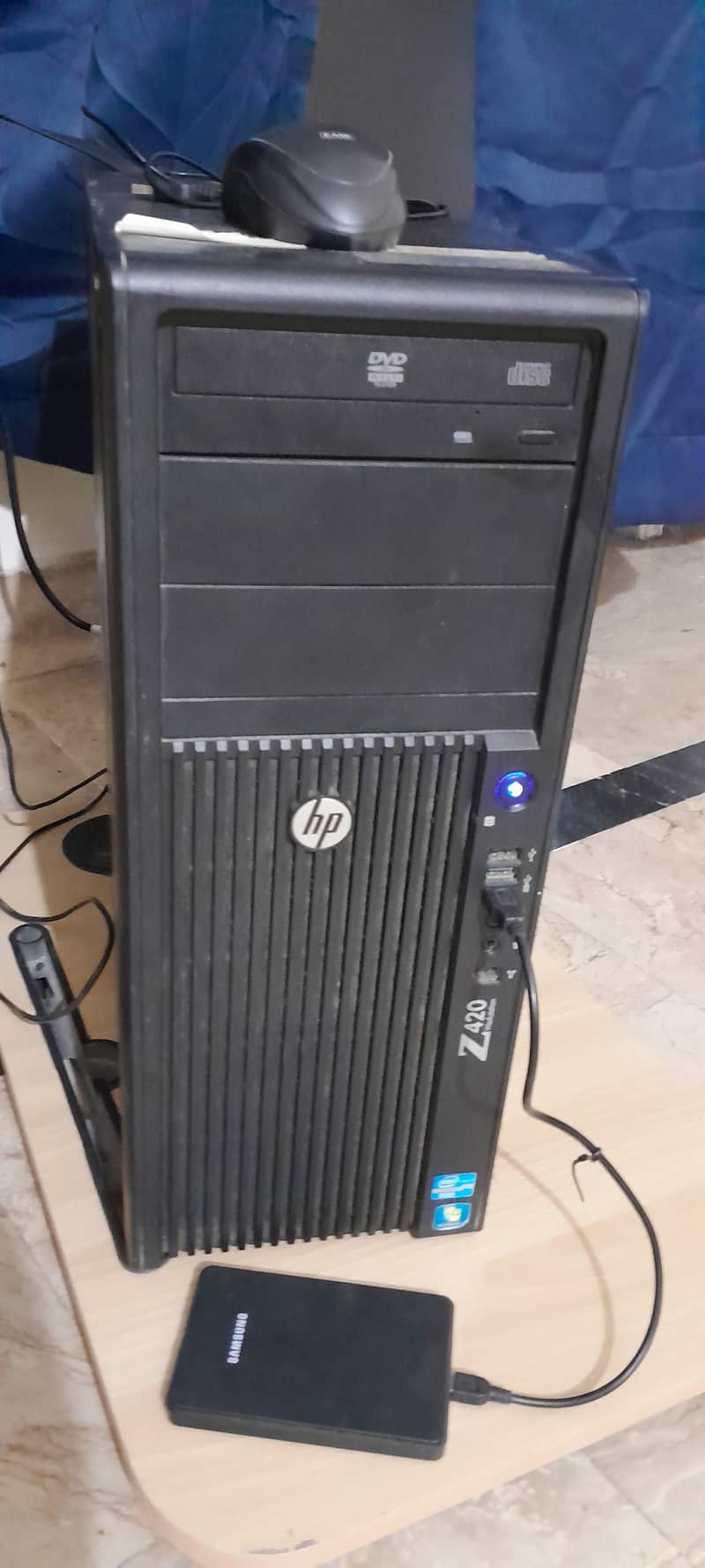 HP  Z420 Workstation 0