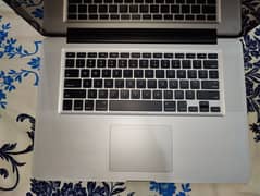 MACBOOK PRO 2011 15 INCH