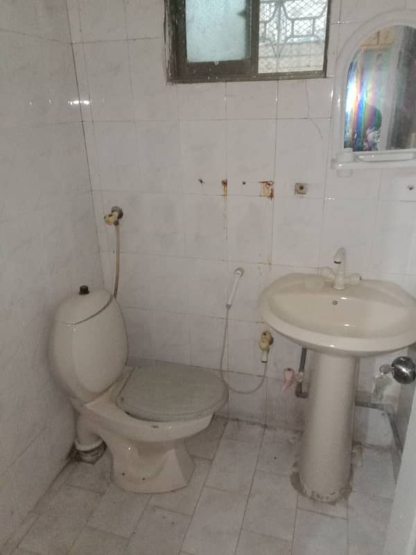 2 Bed Lounge Flat For Sale 5