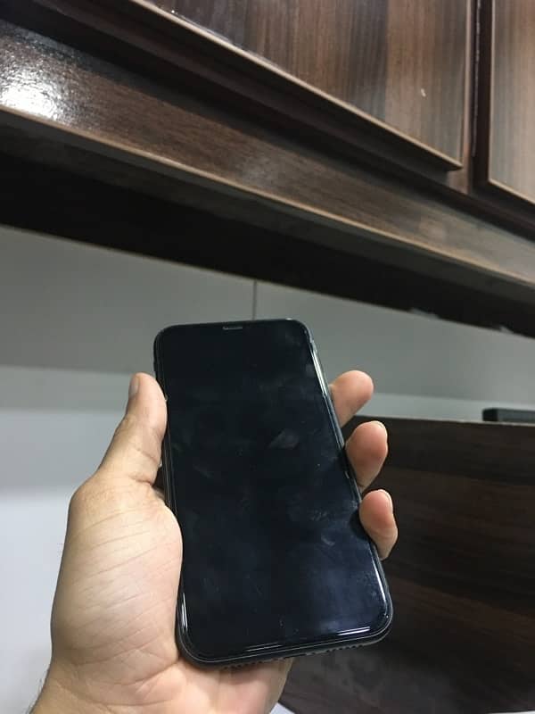 iPhone 11 128GB FU 8