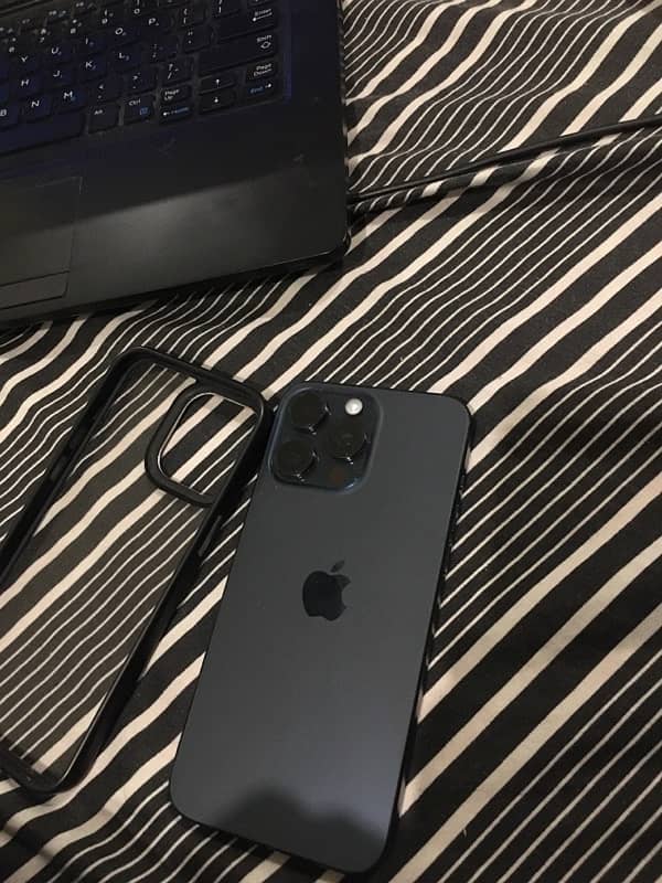 IPhone 15 pro max 256gb 2