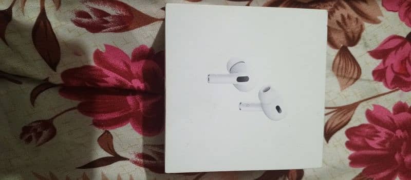 Apple Airpods pro 2 /Iphone 3