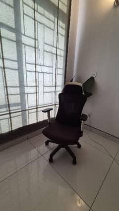 korean chair good condition