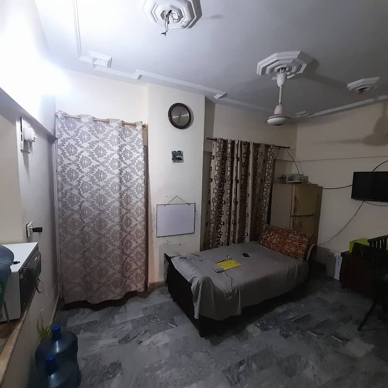 two bed lounge apartmenbt for sale in johar 1