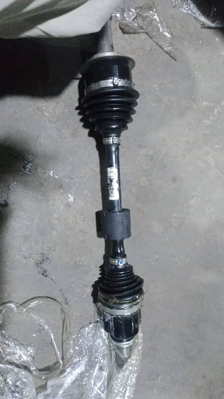 Suzuki Vitara All Spare parts available Suspension wheel hub 3