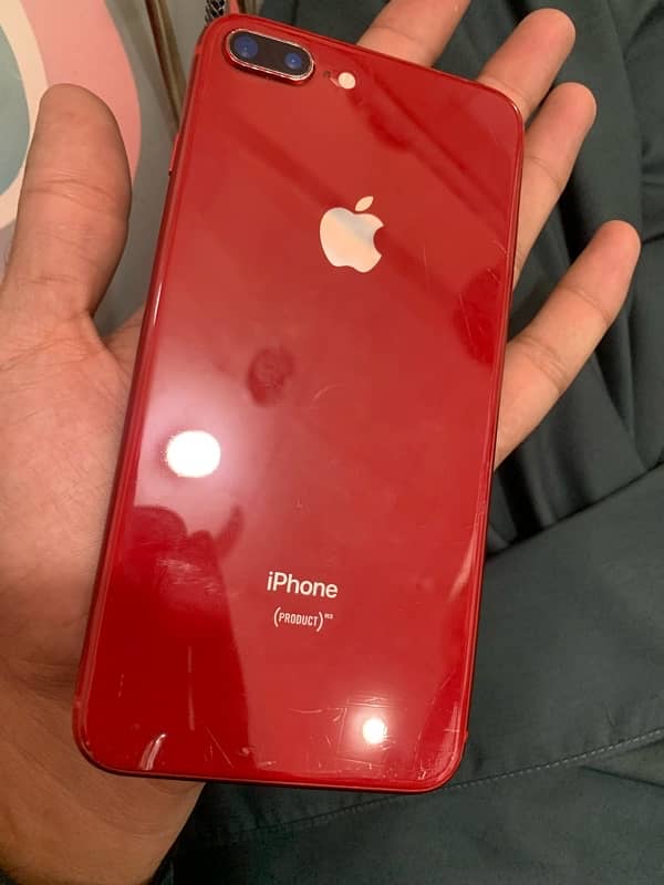 iphone 8+jv 64gb 87 health 9/10 condition waterproof 1