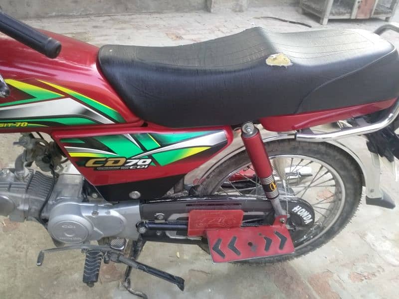 Honda CD 2022 , just 17000 used demand 125000 6