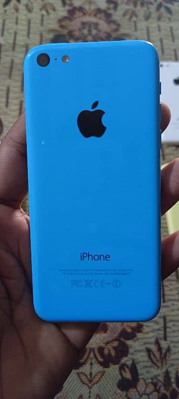 Iphone 5c 16gb 6500  32gb 7500 non pta all original rate final 12