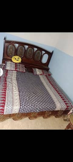 double bed with 2 side table 0