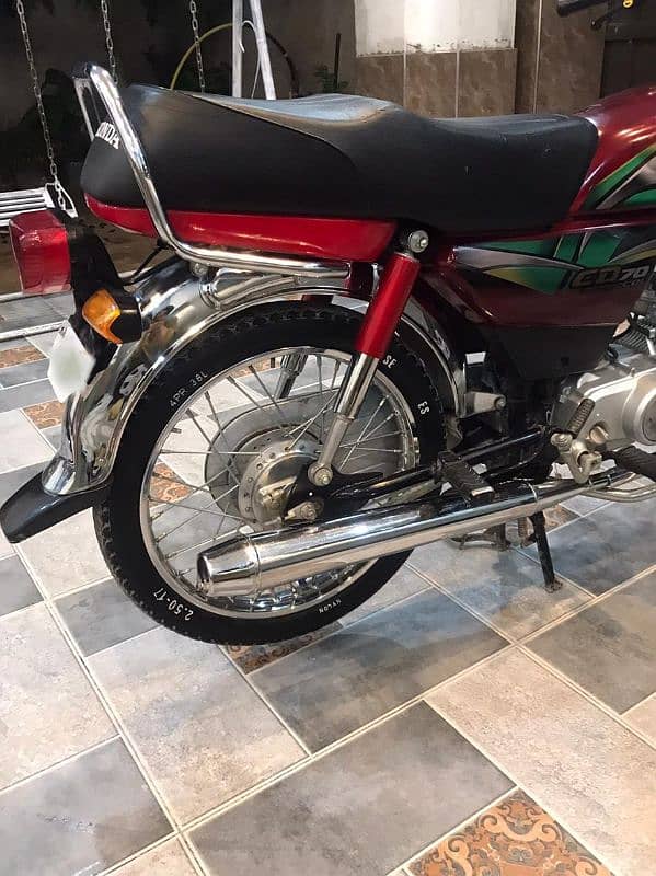 Honda cd70 3