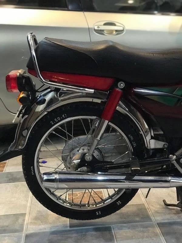 Honda cd70 8