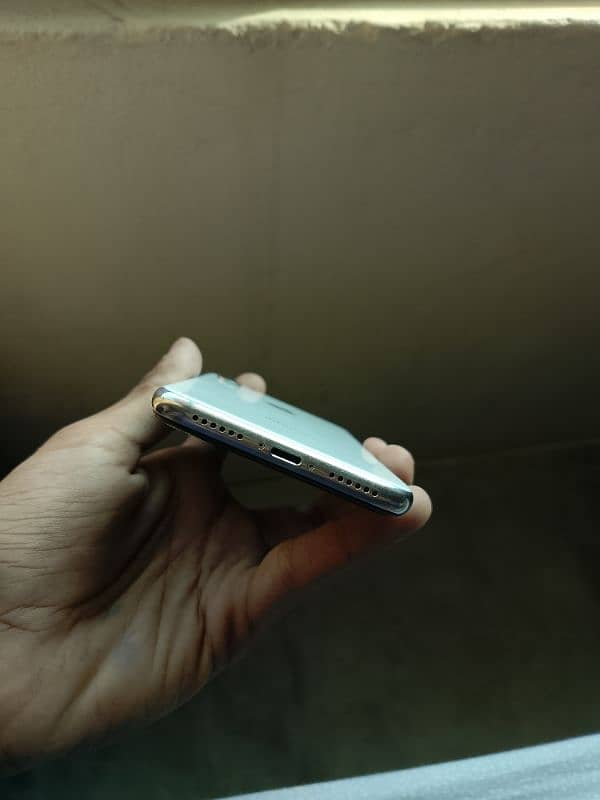 iPhone X 64 gb PTA 3