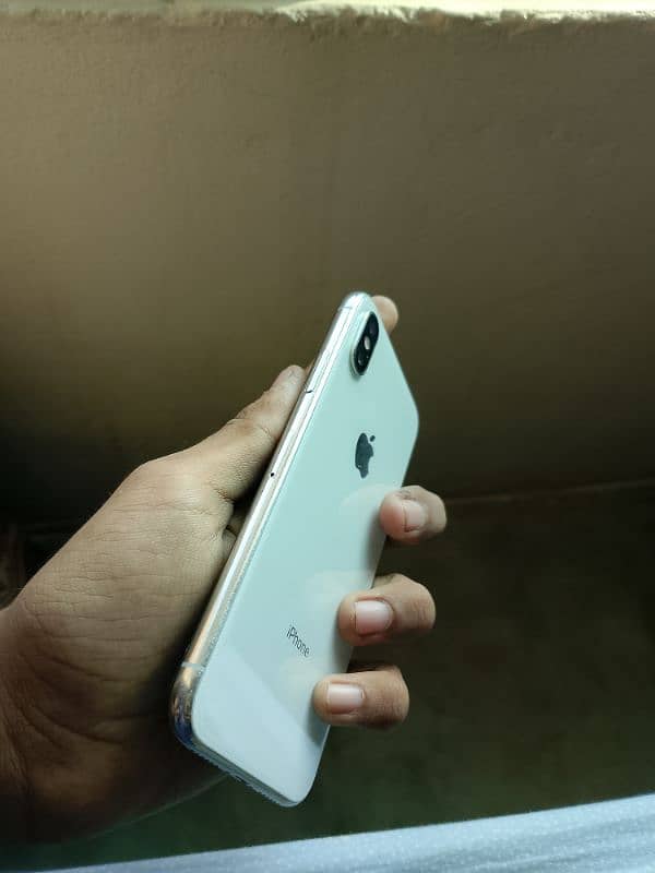 iPhone X 64 gb PTA 6