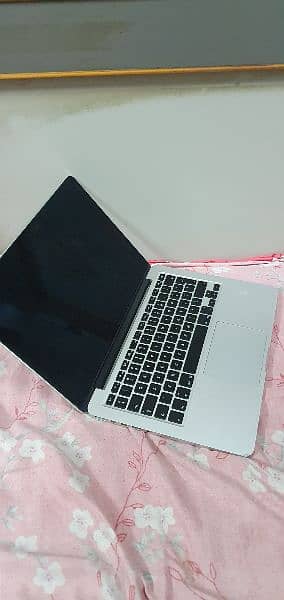 Macbook Pro Late 2012 Retina Display 2