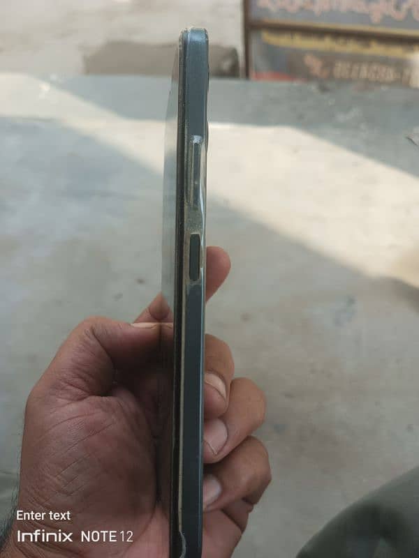 vivo y 17s 3