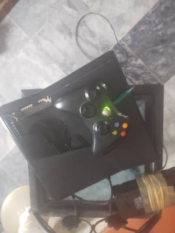 xbox 360 slim 1