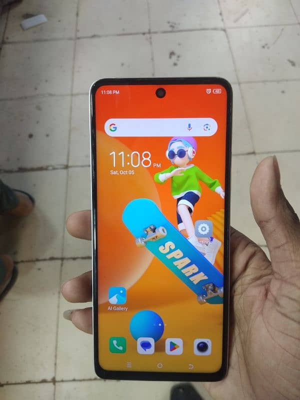 Tecno spark 10 pro 8+8 GB 256 GB 1