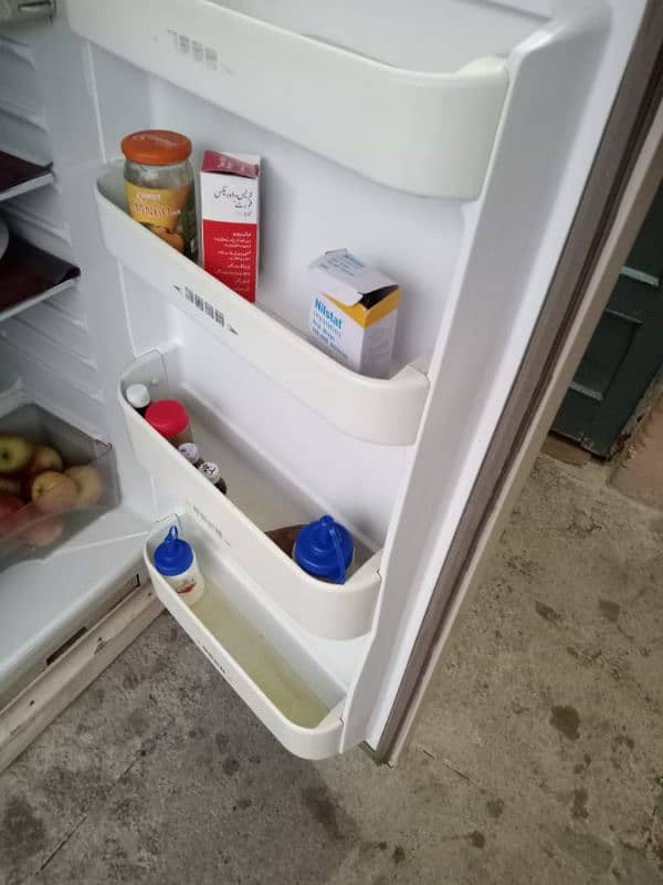 Frige for sale h 1