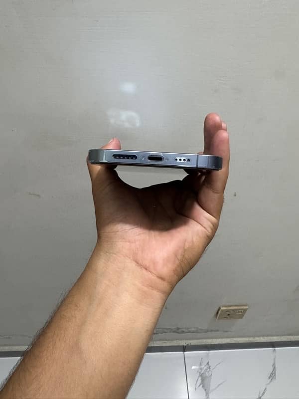 iPhone 13 128 GB PTA approved 4