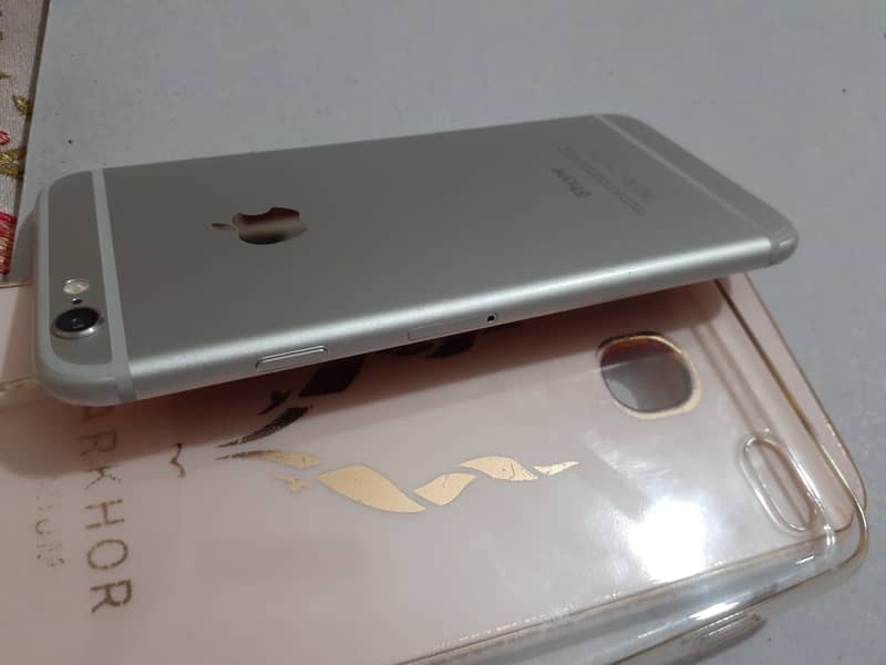 iPhone 6 , 64 GB , PTA  approved , Finger working,Screen Orignal 4