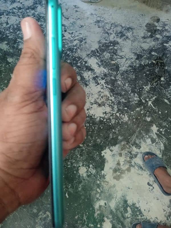 Tecno spark neo 7pro 4,64 my number 03074785065 4