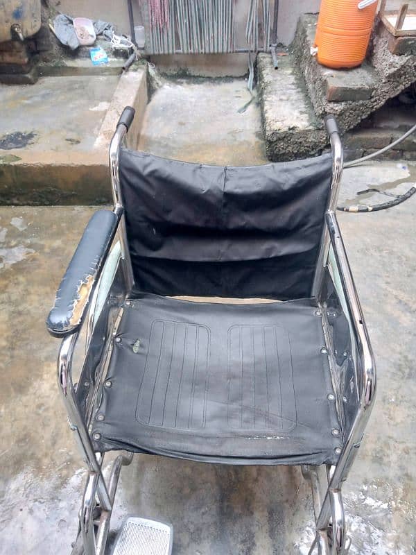 wheel chair good condition only Rs. 8000 7