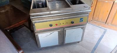 Deep Fryer in good condition for sale