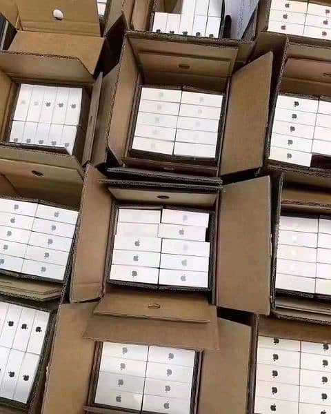 i Phone 8plus, 11,12,13,14,15 pro max on instalment Whatsap 3282968949 13