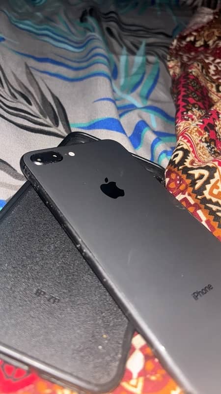 iphone 8 plus 4